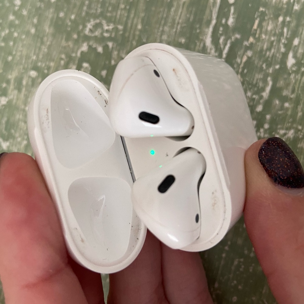 Airpods